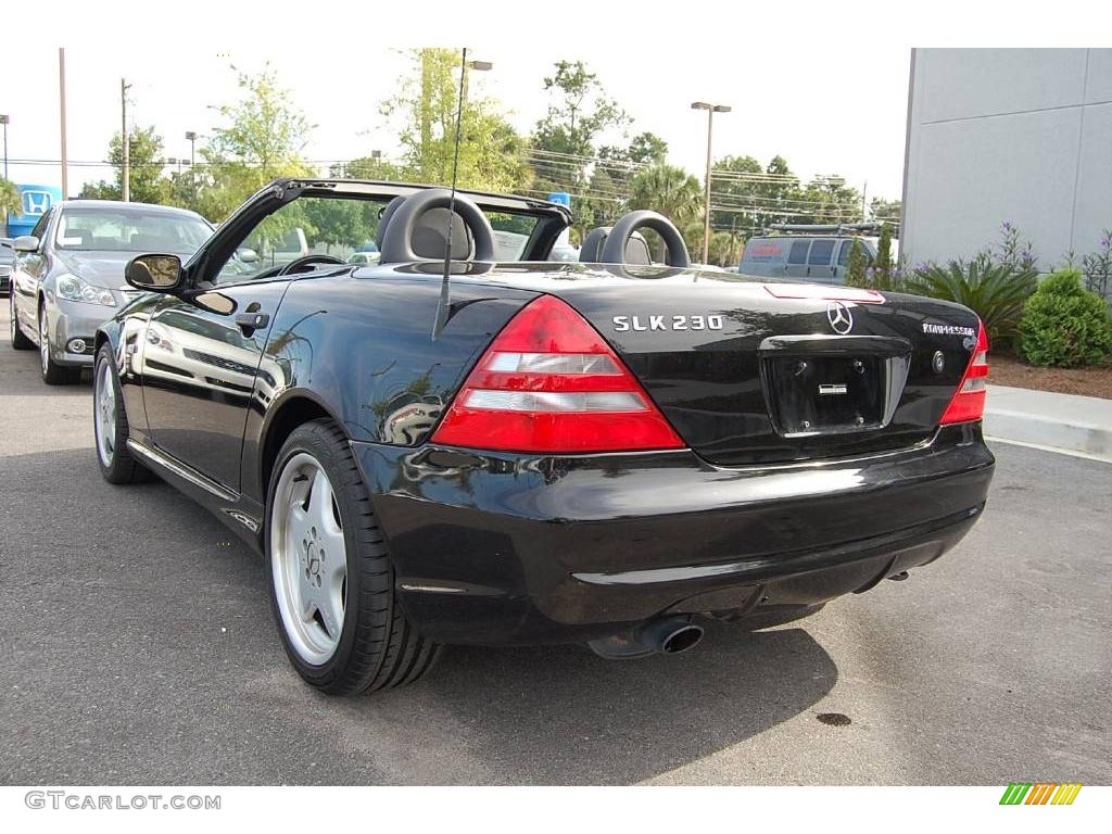 1999 SLK 230 Kompressor Roadster - Black / Charcoal photo #18
