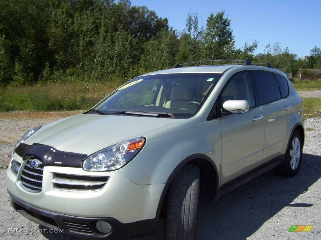 Champagne Gold Opal Subaru B9 Tribeca