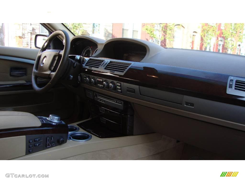 2006 7 Series 750i Sedan - Jet Black / Dark Beige/Beige III photo #14