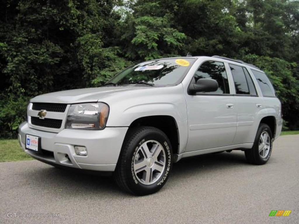 2009 TrailBlazer LT 4x4 - Silver Ice Metallic / Ebony photo #1