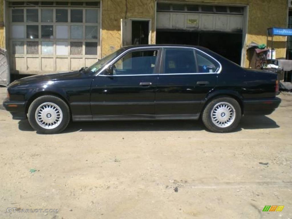 1991 5 Series 525i Sedan - Jet Black / Black photo #3