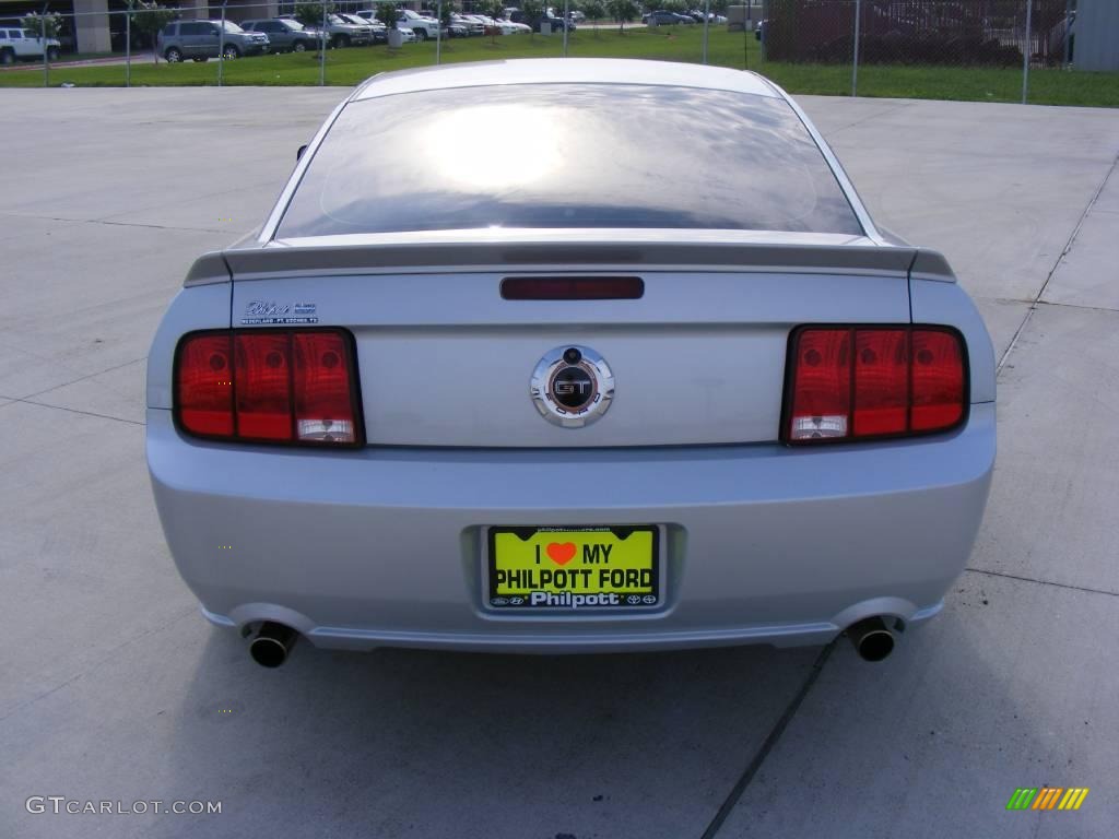 2007 Mustang GT Premium Coupe - Satin Silver Metallic / Dark Charcoal photo #4