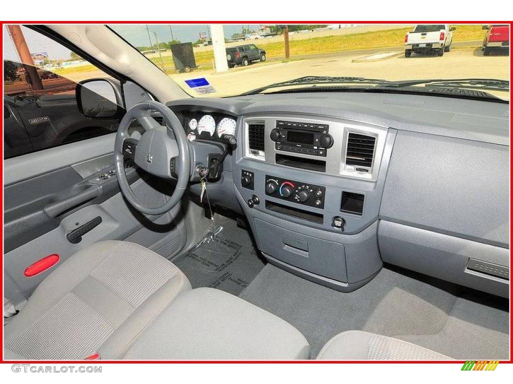 2007 Ram 1500 Lone Star Quad Cab 4x4 - Bright White / Medium Slate Gray photo #25