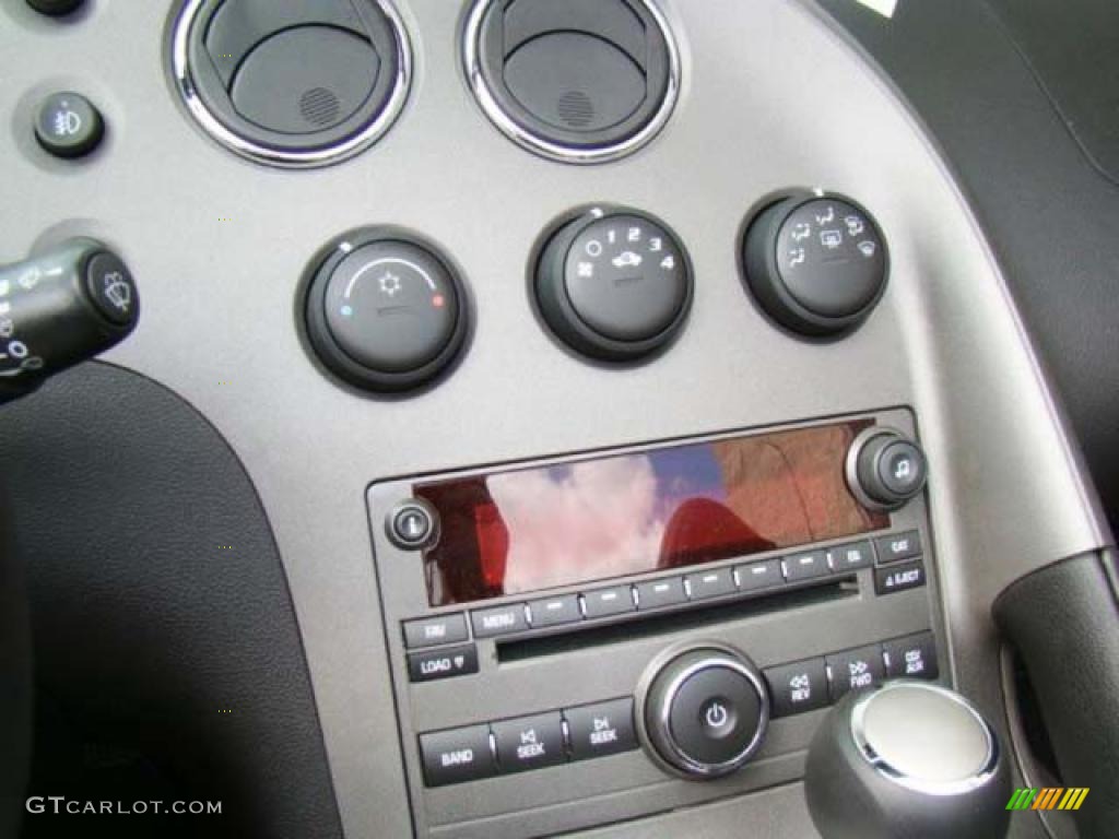 2008 Solstice GXP Roadster - Sly Gray / Ebony photo #9