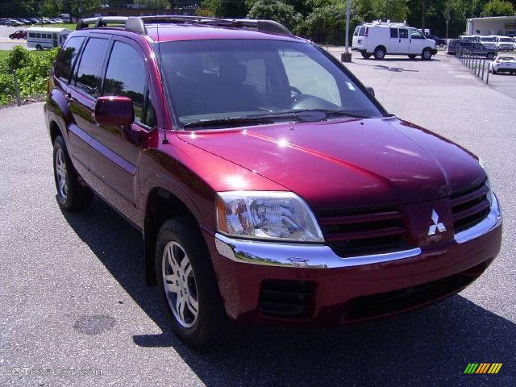 2004 Endeavor XLS - Ultra Red Pearl / Charcoal Gray photo #5