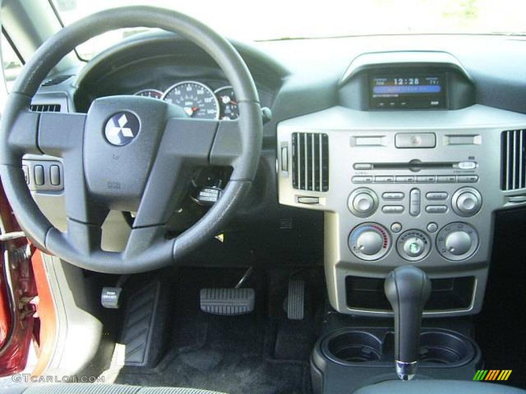 2004 Endeavor XLS - Ultra Red Pearl / Charcoal Gray photo #19