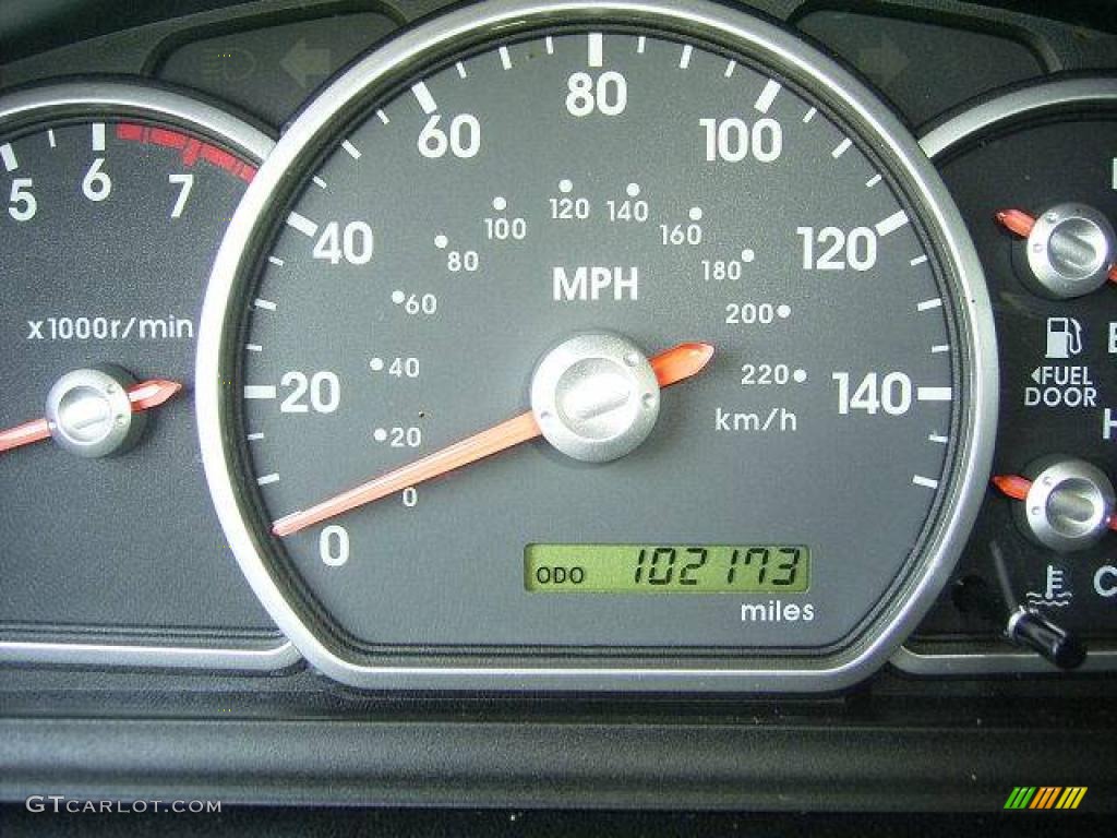 2004 Endeavor XLS - Ultra Red Pearl / Charcoal Gray photo #25