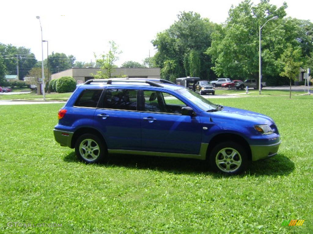 2004 Outlander LS AWD - Pacific Blue / Charcoal photo #5
