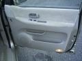 2005 Silky Beige Metallic Kia Sedona LX  photo #26