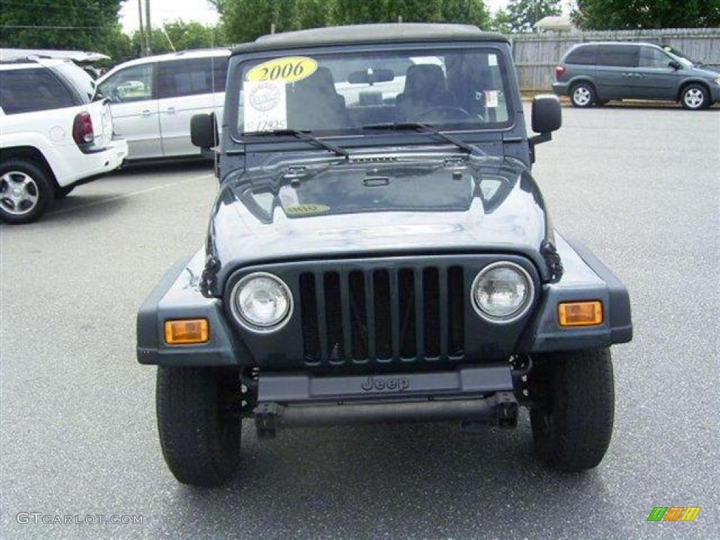 2006 Wrangler SE 4x4 - Deep Beryl Green Pearl / Dark Slate Gray photo #12