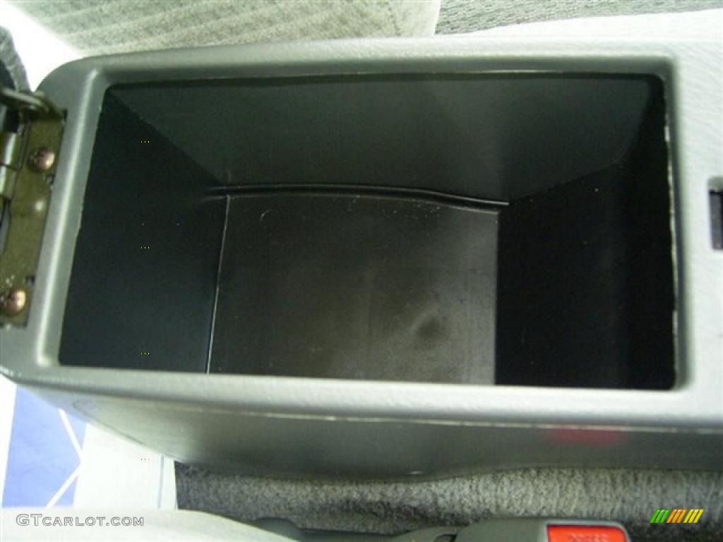 1999 Civic VP Sedan - Vogue Silver Metallic / Dark Gray photo #28