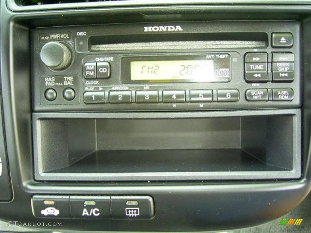 1999 Civic VP Sedan - Vogue Silver Metallic / Dark Gray photo #31