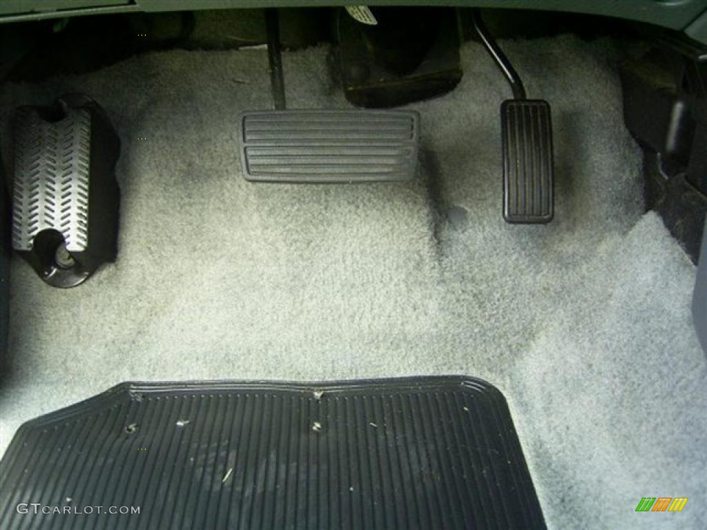 1999 Civic VP Sedan - Vogue Silver Metallic / Dark Gray photo #34