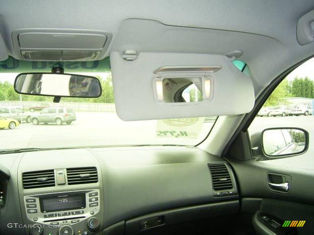 2006 Accord SE Sedan - Alabaster Silver Metallic / Black photo #34
