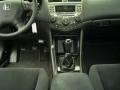 2006 Alabaster Silver Metallic Honda Accord SE Sedan  photo #35