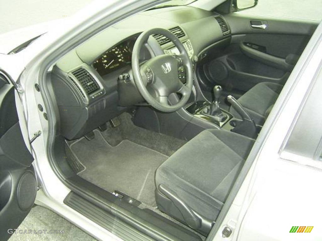 2006 Accord SE Sedan - Alabaster Silver Metallic / Black photo #39