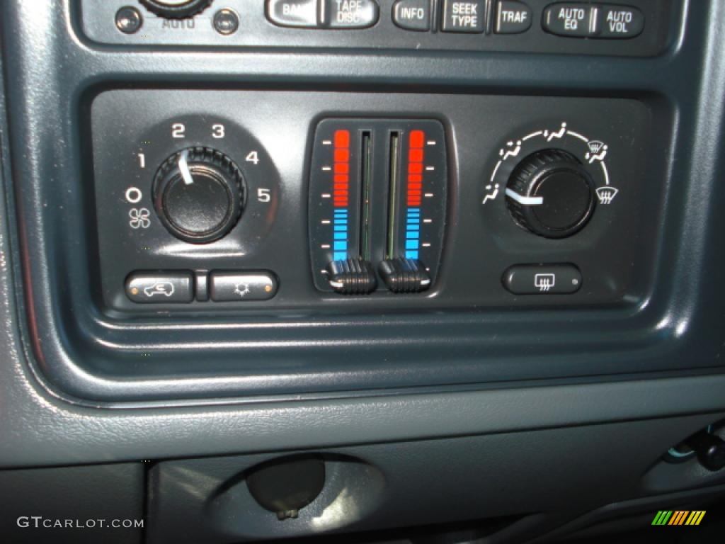 2003 Silverado 1500 LS Extended Cab 4x4 - Light Pewter Metallic / Dark Charcoal photo #20