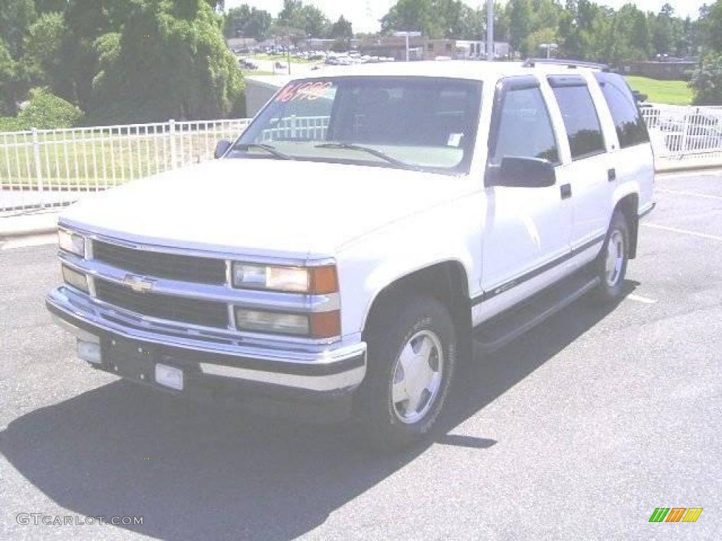 1997 Olympic White Chevrolet Tahoe LT 4x4 #17548326 | GTCarLot.com