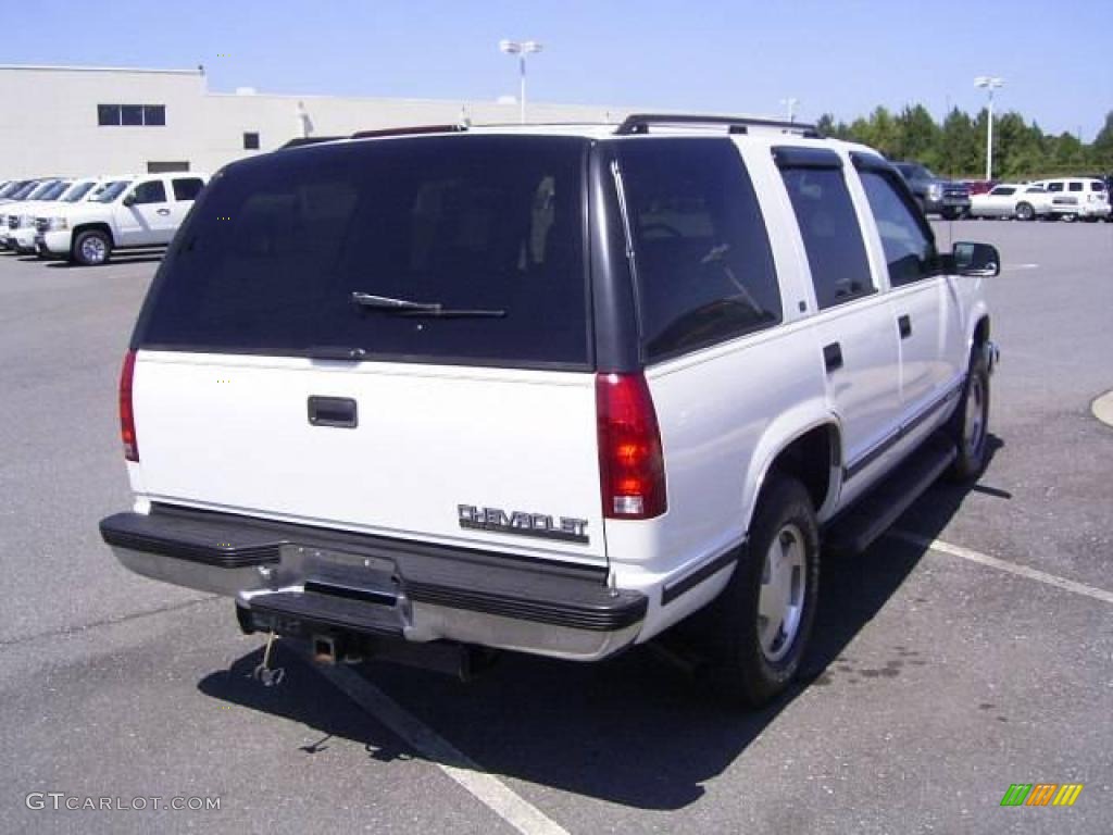 1997 Tahoe LT 4x4 - Olympic White / Tan photo #5