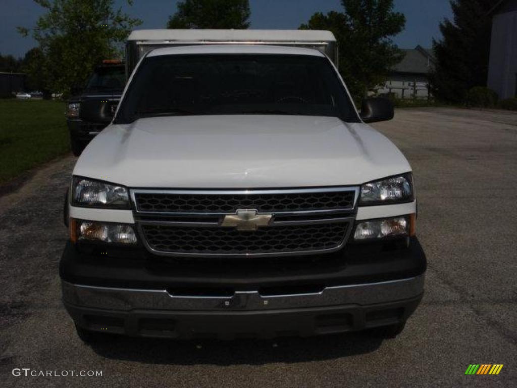 2005 Silverado 2500HD Regular Cab Chassis Catering - Summit White / Dark Charcoal photo #7