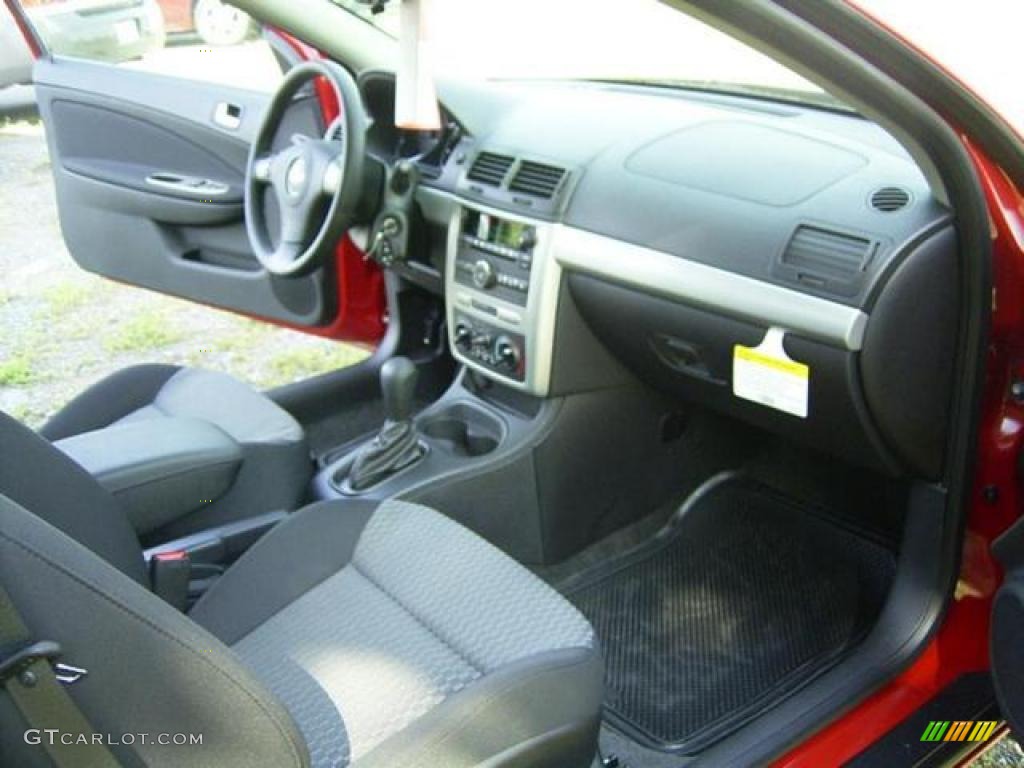 2009 Cobalt LT Coupe - Victory Red / Ebony photo #18