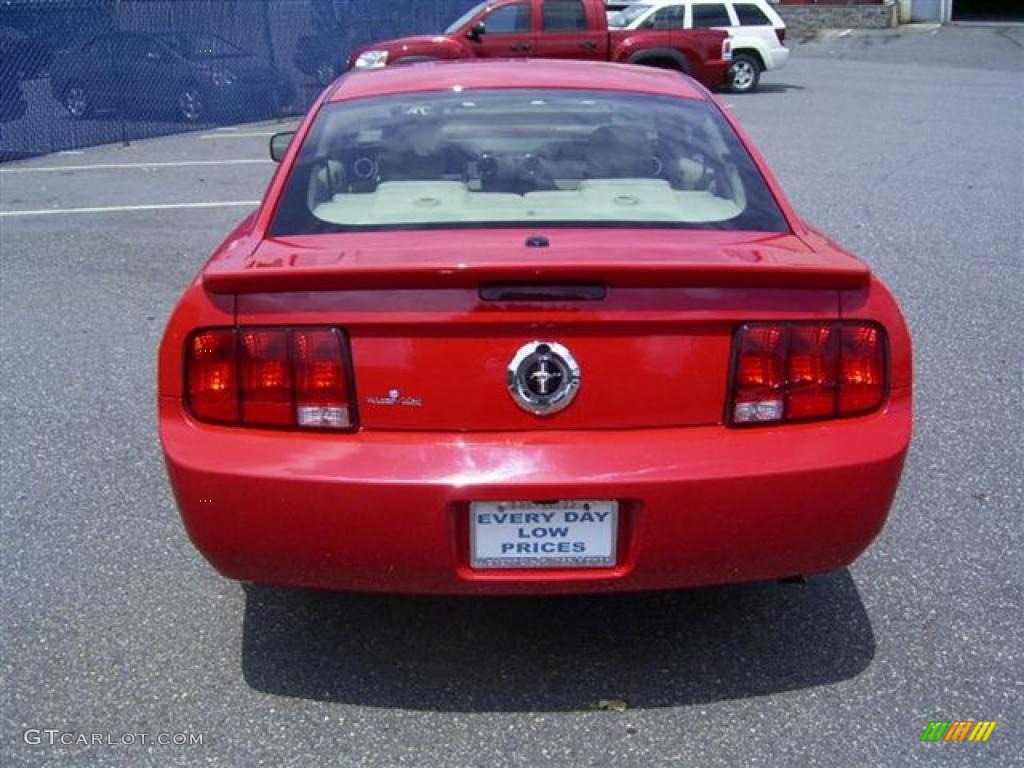 2007 Mustang V6 Deluxe Coupe - Torch Red / Medium Parchment photo #6