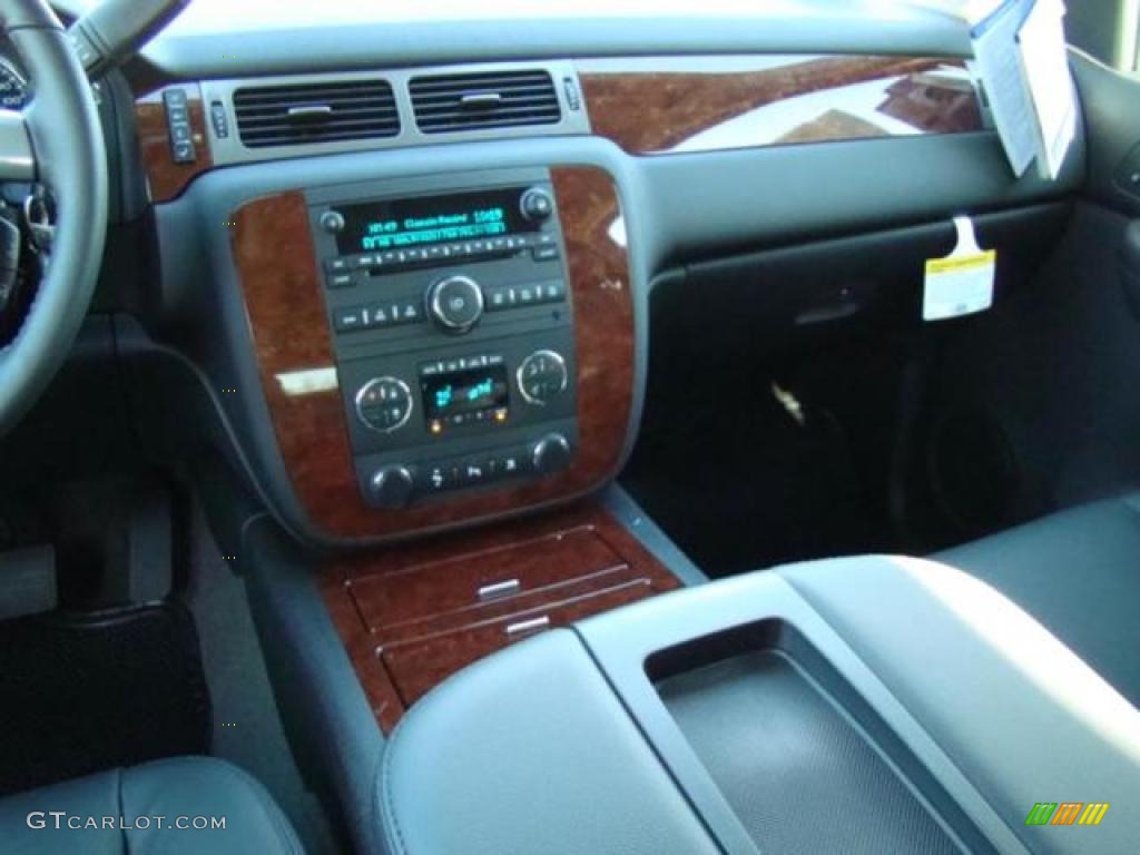 2009 Tahoe LTZ - Silver Birch Metallic / Ebony photo #11