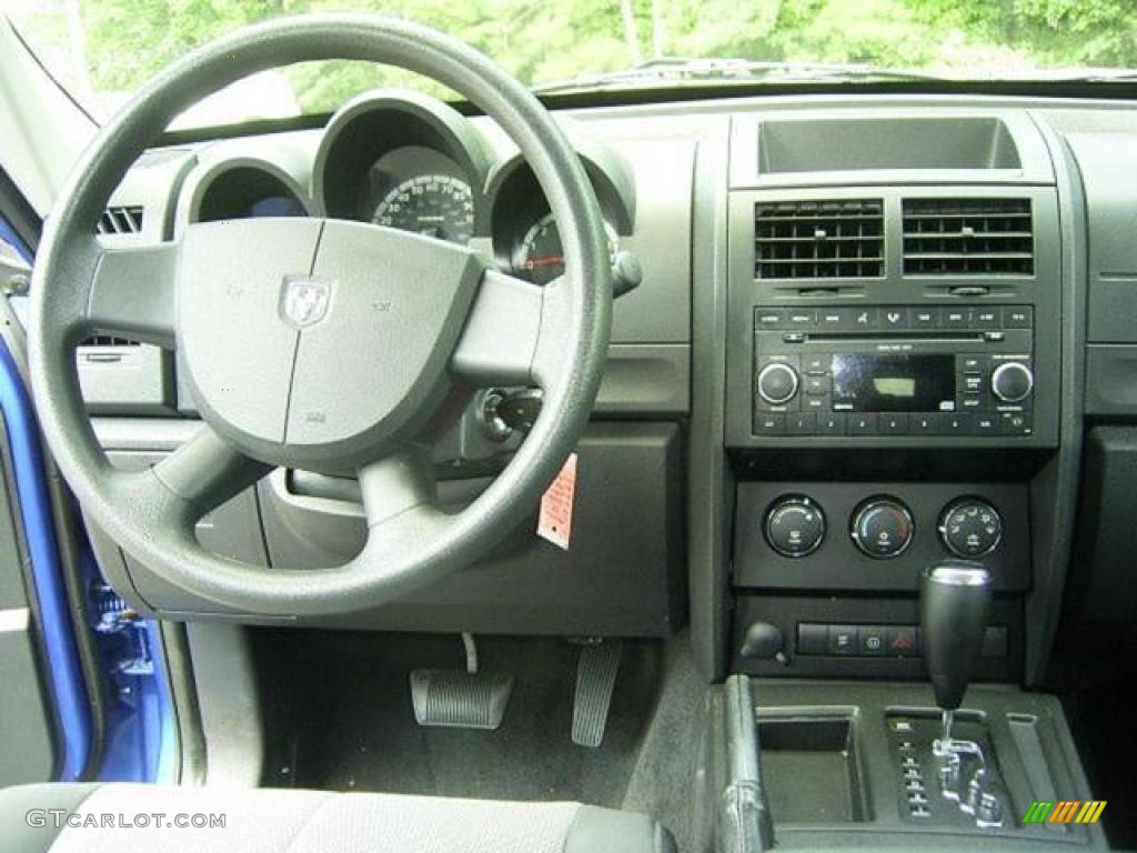 2007 Nitro SXT - Electric Blue Pearl / Dark Slate Gray/Light Slate Gray photo #8