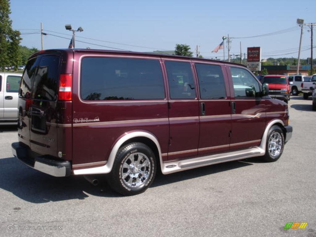 2004 Express 1500 LS Passenger Conversion Van - Berry Red Metallic / Neutral photo #3