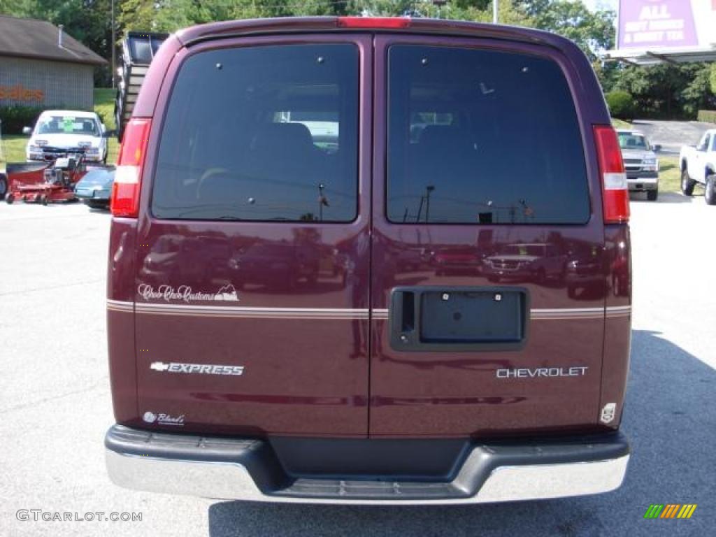 2004 Express 1500 LS Passenger Conversion Van - Berry Red Metallic / Neutral photo #10