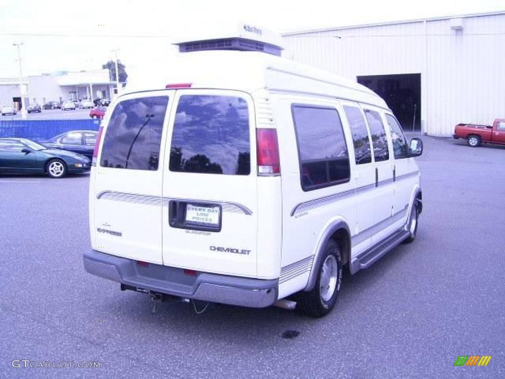 1999 Express 1500 Passenger Conversion Van - Summit White / Medium Gray photo #5