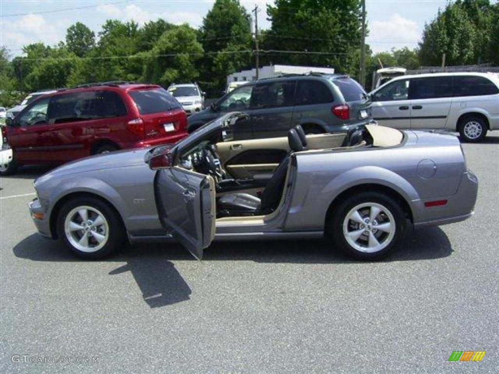 2007 Mustang GT Premium Convertible - Tungsten Grey Metallic / Dark Charcoal photo #32