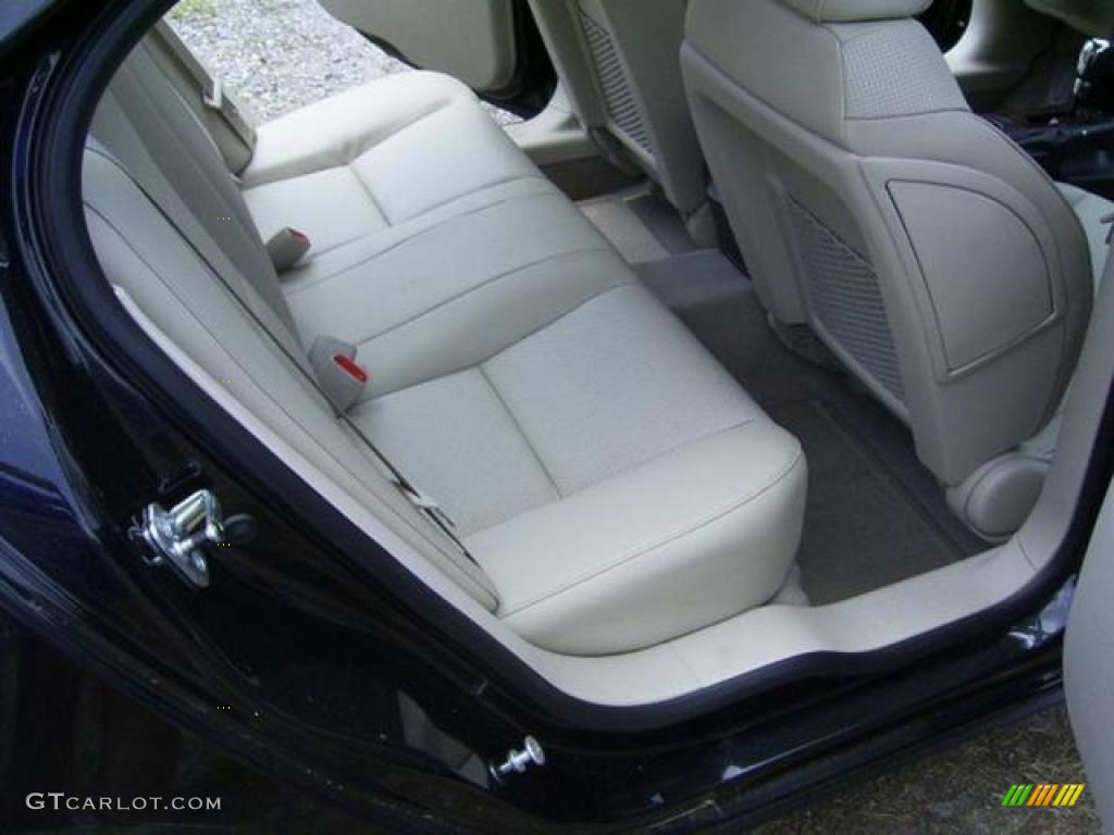 2009 G6 GT Sedan - Carbon Black Metallic / Light Taupe photo #18
