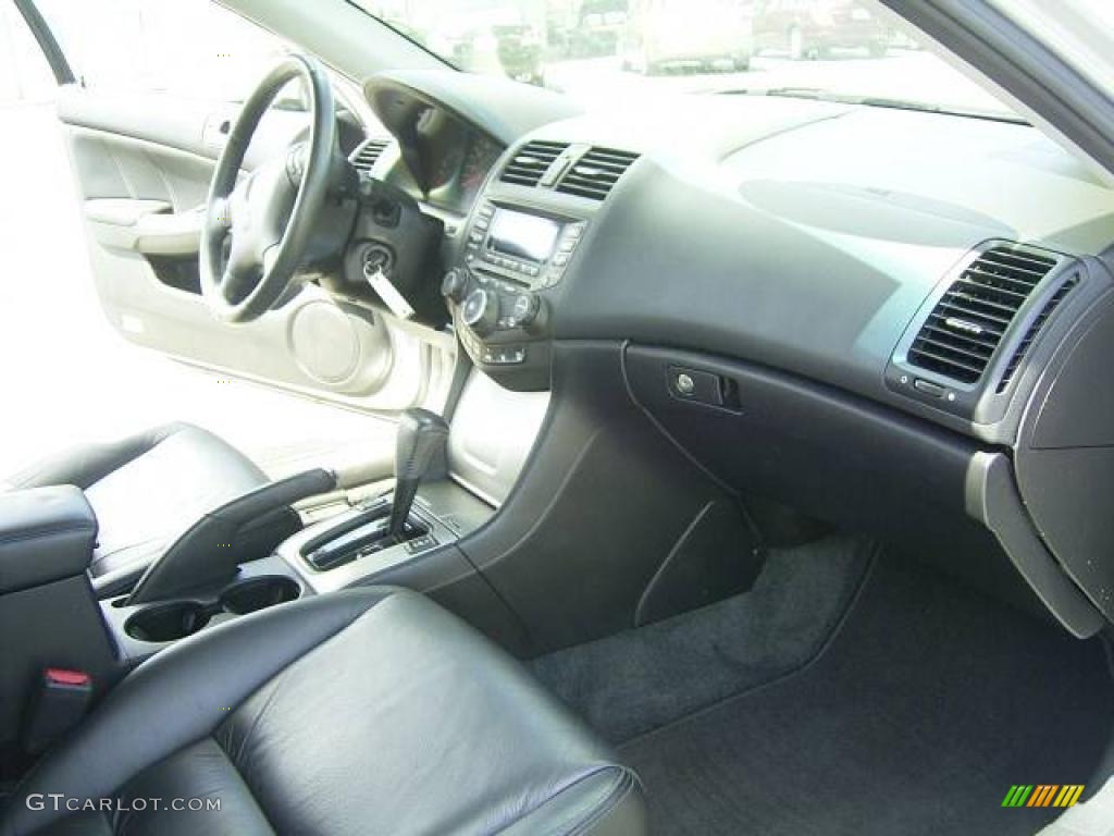2005 Accord EX-L V6 Sedan - Satin Silver Metallic / Black photo #28