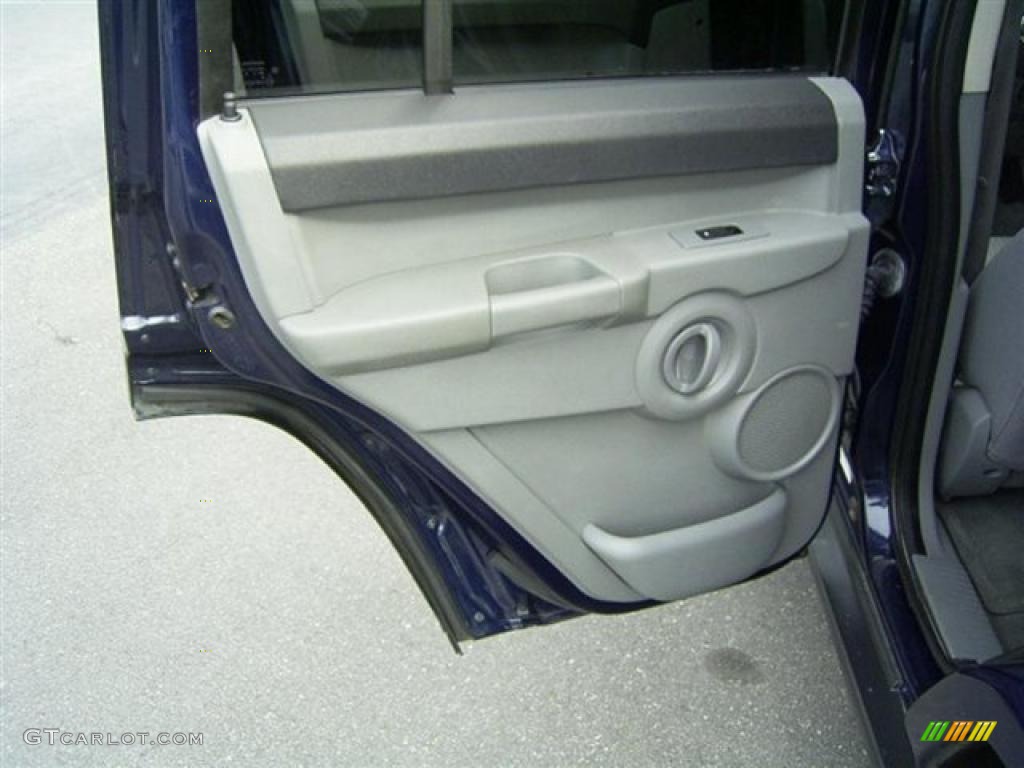 2006 Commander 4x4 - Midnight Blue Pearl / Medium Slate Gray photo #20