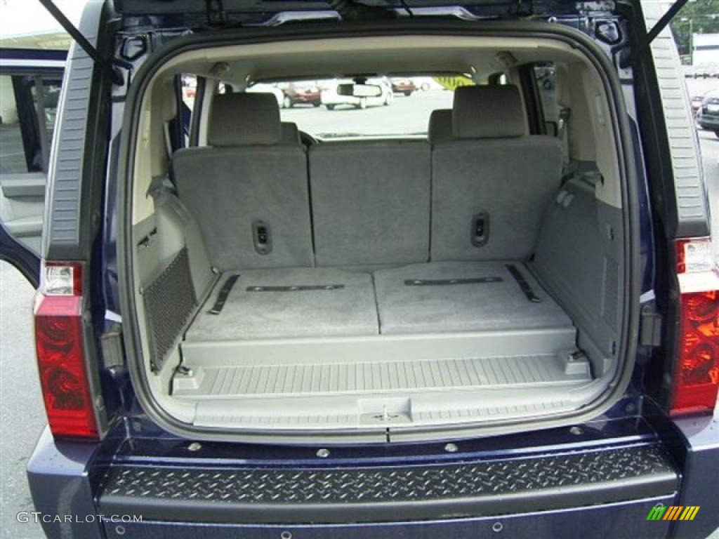 2006 Commander 4x4 - Midnight Blue Pearl / Medium Slate Gray photo #23