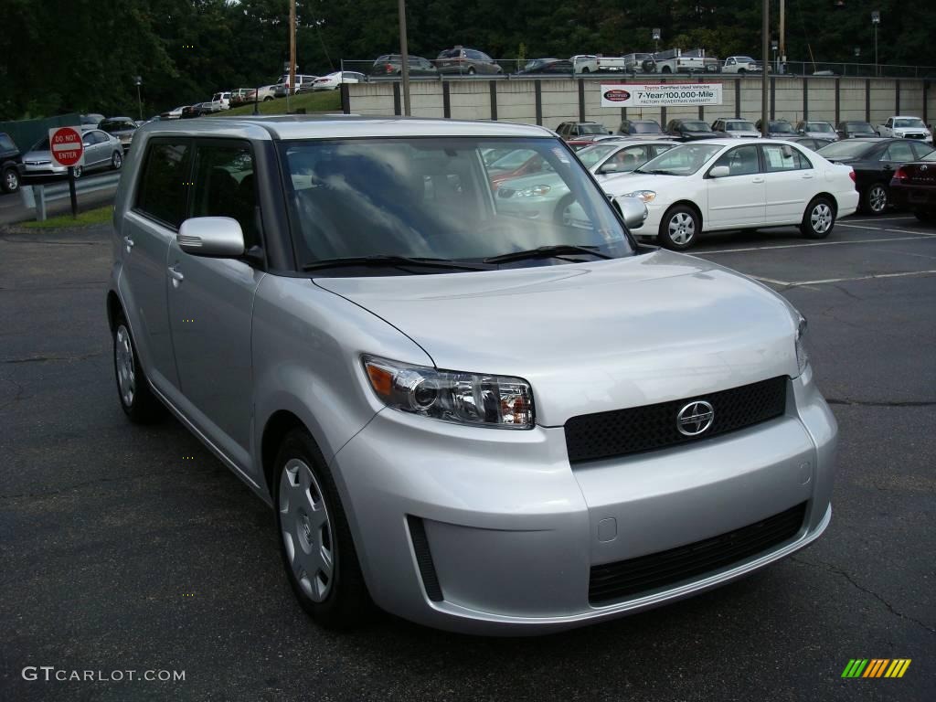 2008 xB  - Classic Silver Metallic / Dark Gray photo #6