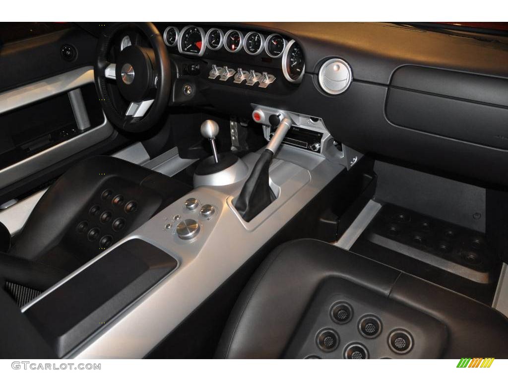 2006 Ford GT Standard GT Model Ebony Black Dashboard Photo #17639367