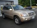 2005 Sonora Gold Pearl Toyota Highlander V6 4WD  photo #7