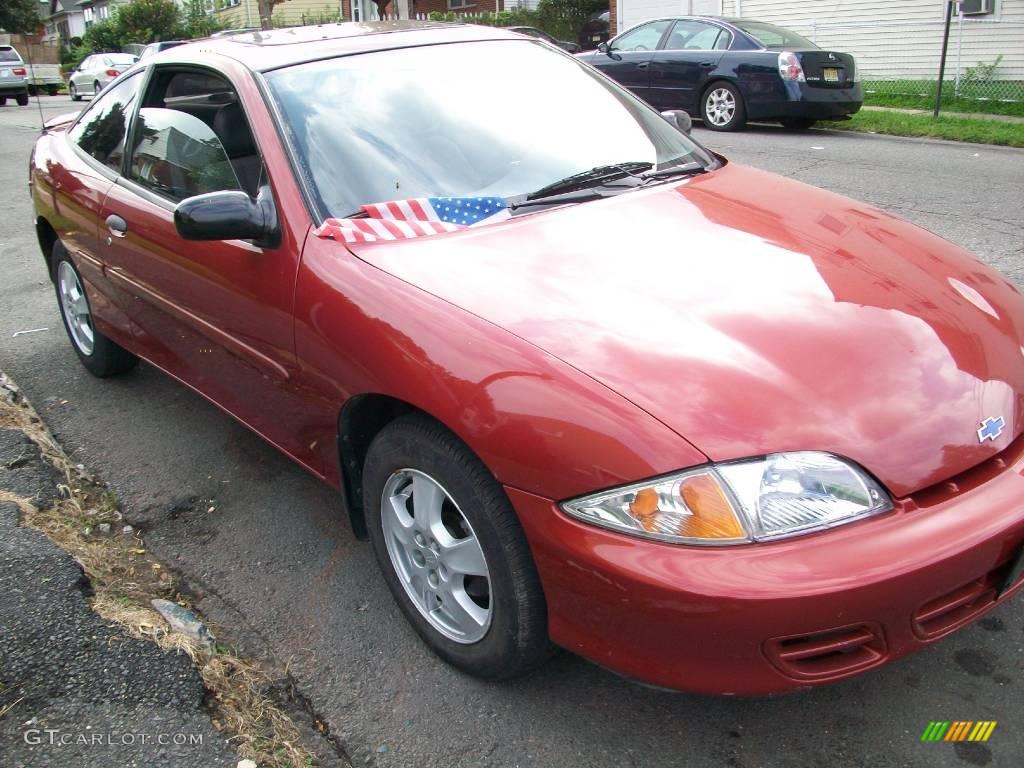 2000 Cavalier Coupe - Cayenne Red Metallic / Graphite photo #5