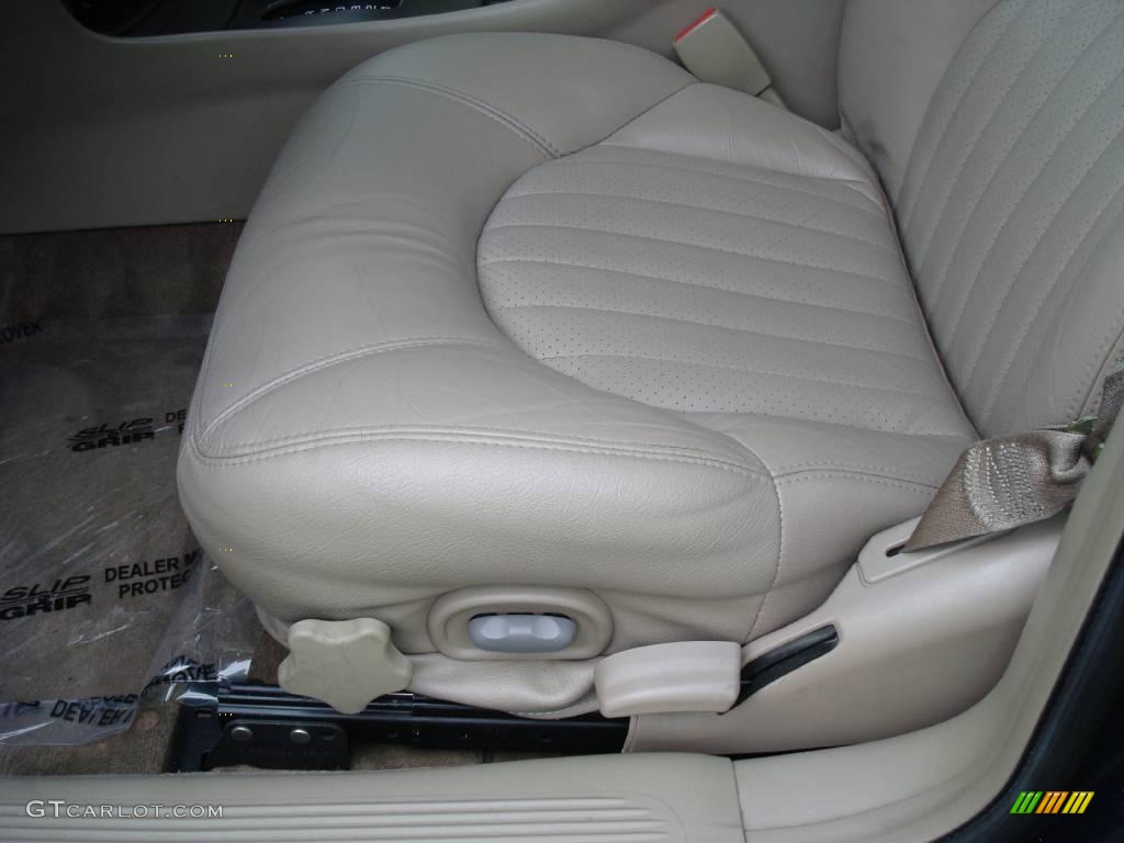 2000 Bonneville SLE - Midnight Blue Metallic / Taupe photo #15