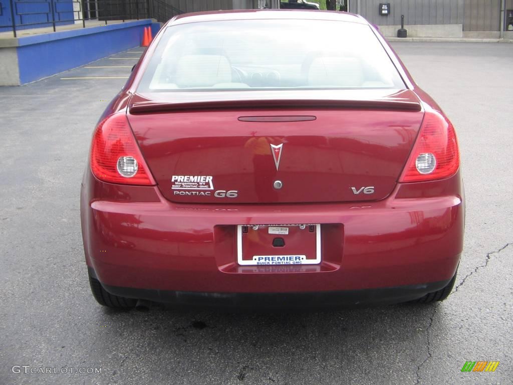 2009 G6 V6 Sedan - Performance Red Metallic / Light Taupe photo #5