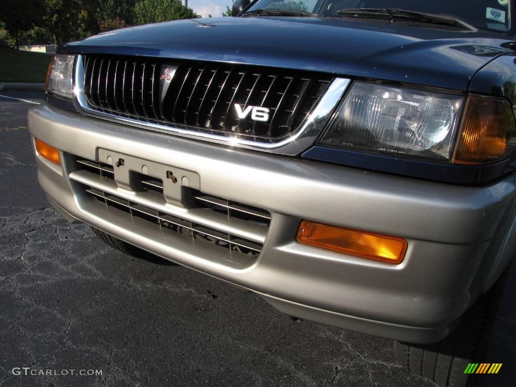 1999 Montero Sport XLS 4x4 - Royal Blue Pearl / Tan photo #14