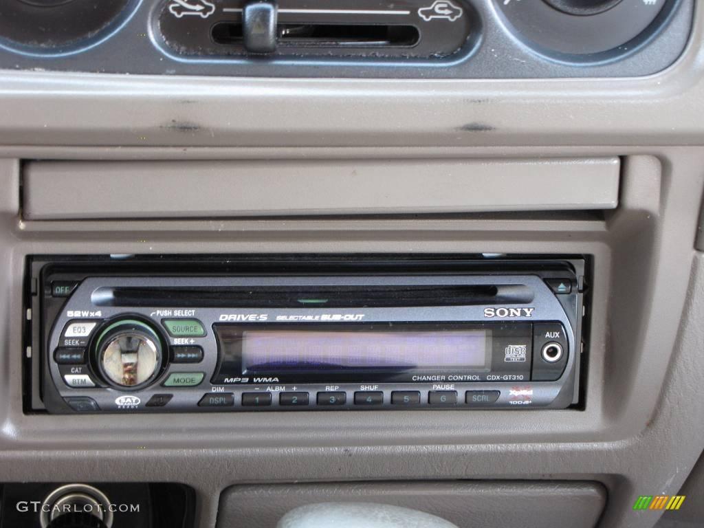 1999 Montero Sport XLS 4x4 - Royal Blue Pearl / Tan photo #36