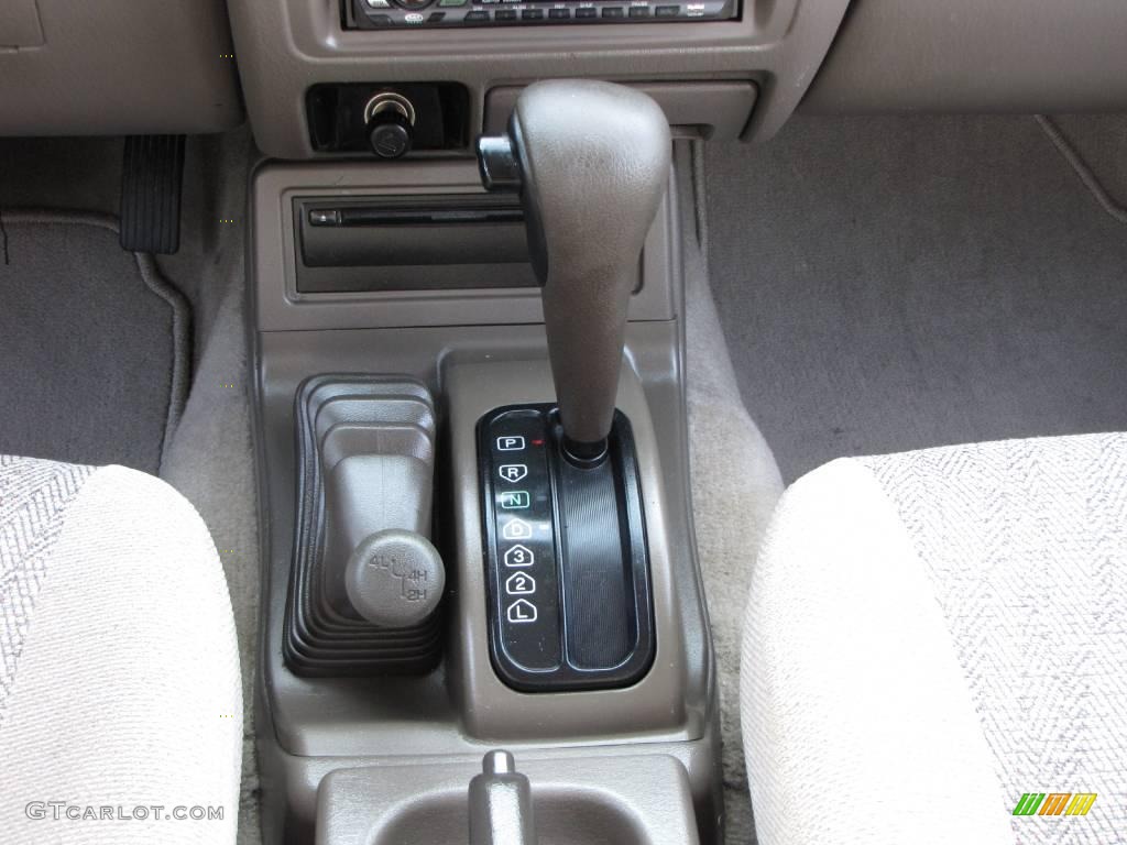 1999 Montero Sport XLS 4x4 - Royal Blue Pearl / Tan photo #37