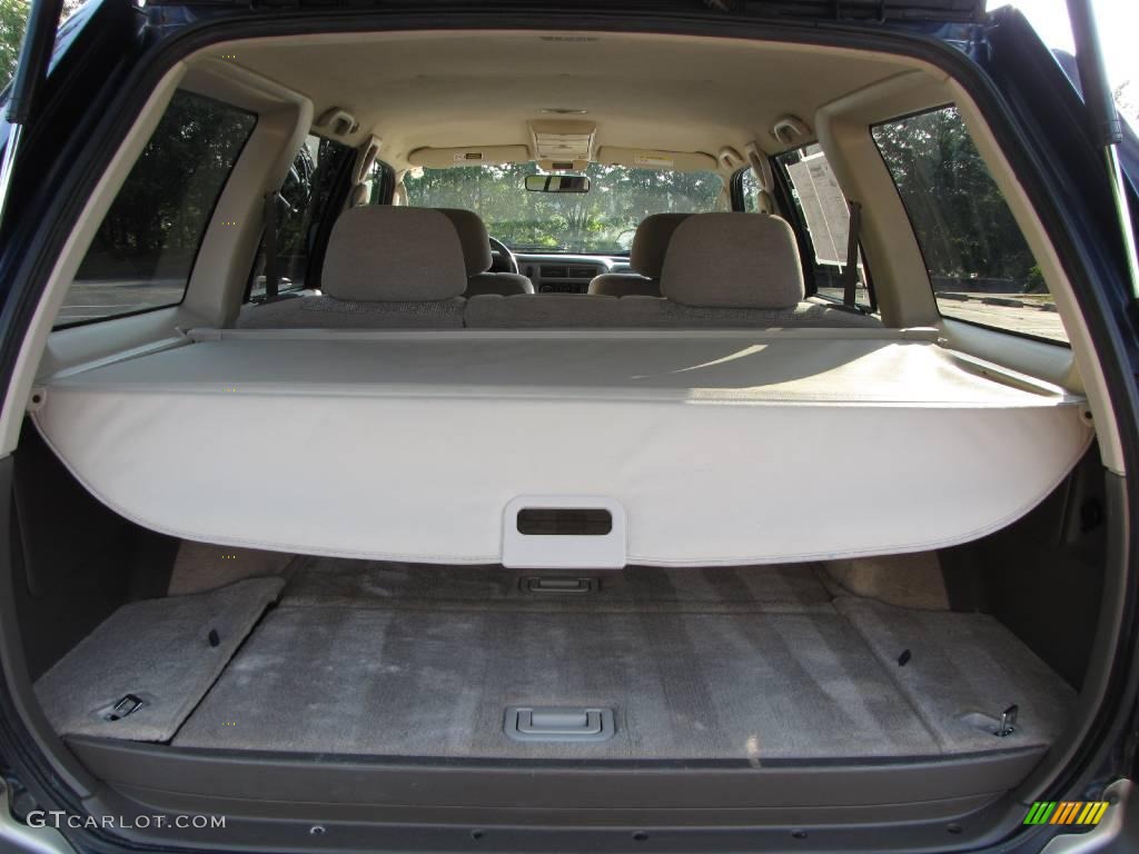 1999 Montero Sport XLS 4x4 - Royal Blue Pearl / Tan photo #44