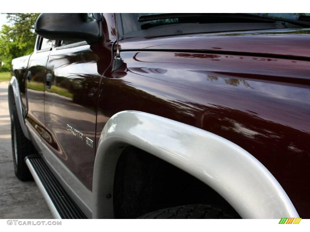 2001 Dakota SLT Quad Cab 4x4 - Dark Garnet Red Pearl / Dark Slate Gray photo #18