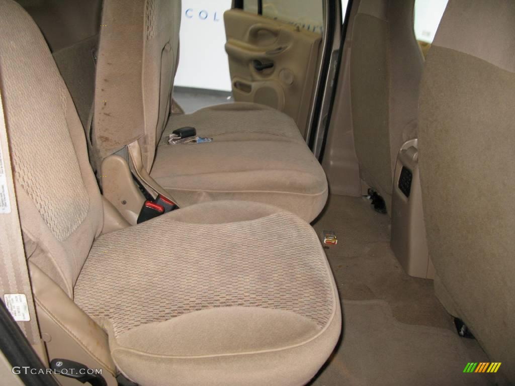 1997 Expedition XLT 4x4 - Light Prairie Tan Metallic / Medium Prairie Tan photo #13