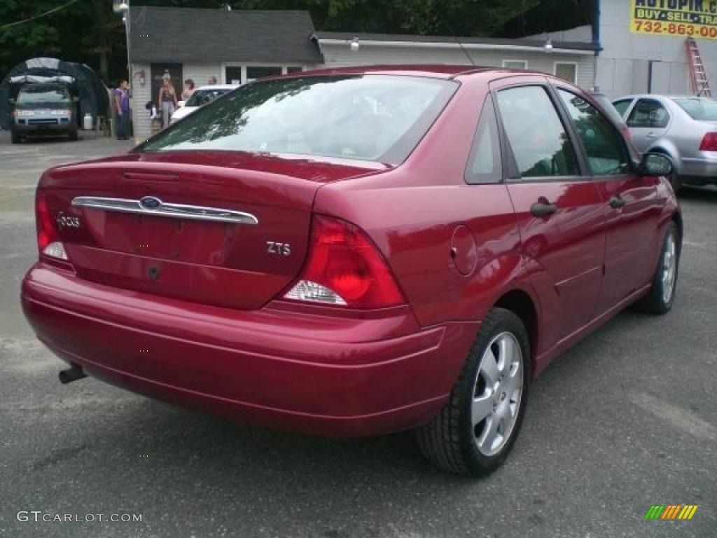 2001 Focus ZTS Sedan - Sangria Red Metallic / Medium Graphite Grey photo #7