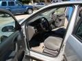 2002 CD Silver Metallic Ford Focus LX Sedan  photo #9